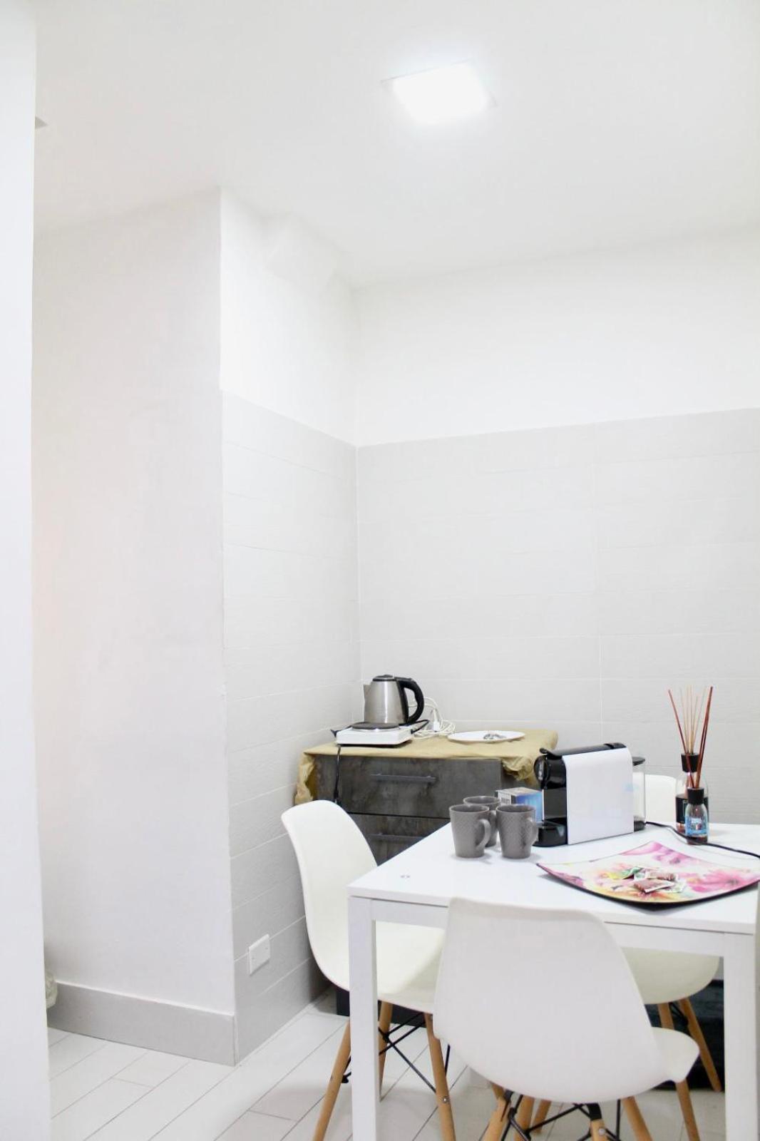B&B Central Rooms 137 Naples Luaran gambar